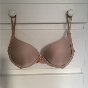 Nude Victoria’s Secret Push-up Bra